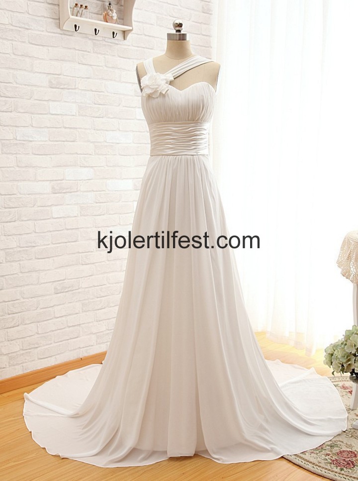 A-Linje Kjreste Hvit Chiffon Ballkjoler
