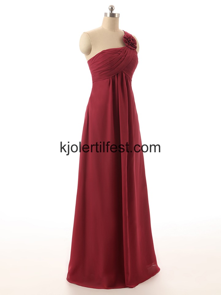 En-Skulder A-Linje Lange Burgund Chiffon Brudepikekjoler