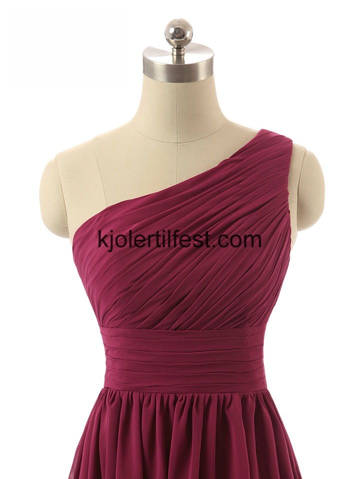 En-Skulder Burgund Chiffon Brudepikekjoler