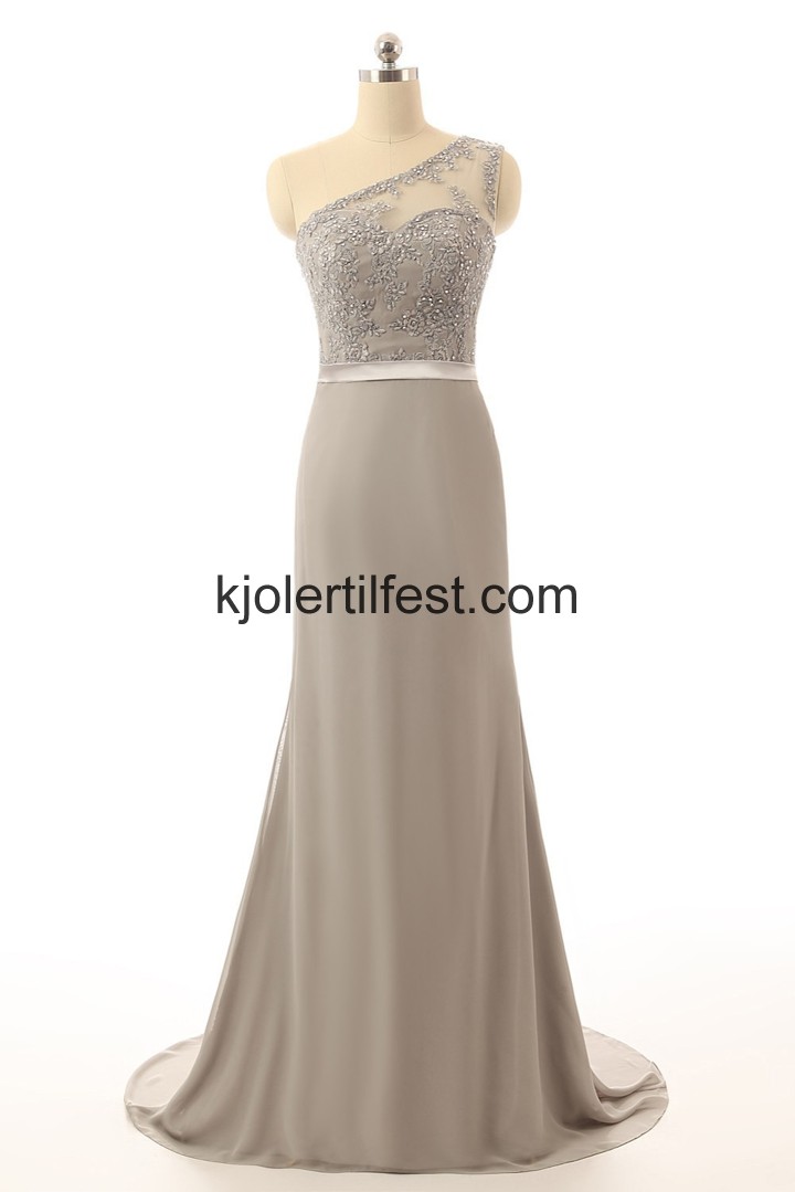 En-Skulder Lange Slv Chiffon Ballkjoler
