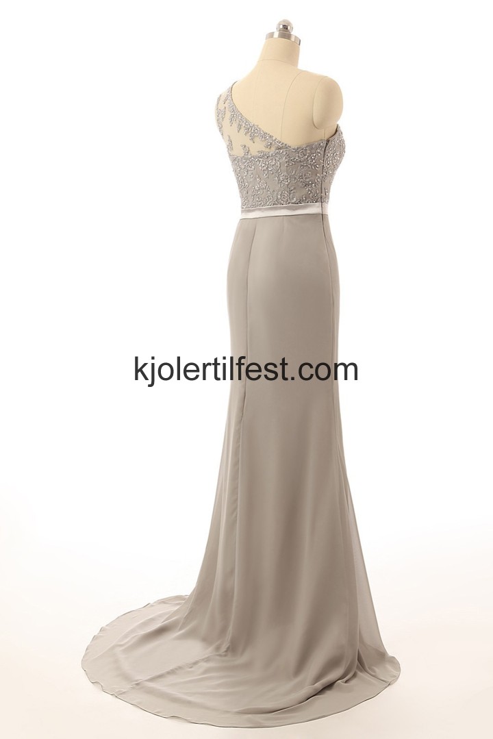 En-Skulder Lange Slv Chiffon Ballkjoler