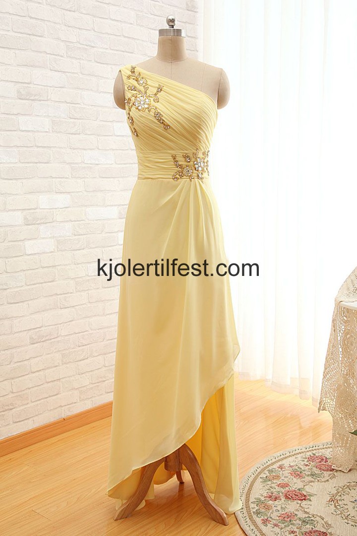 En-Skulder Gul Chiffon Ballkjoler