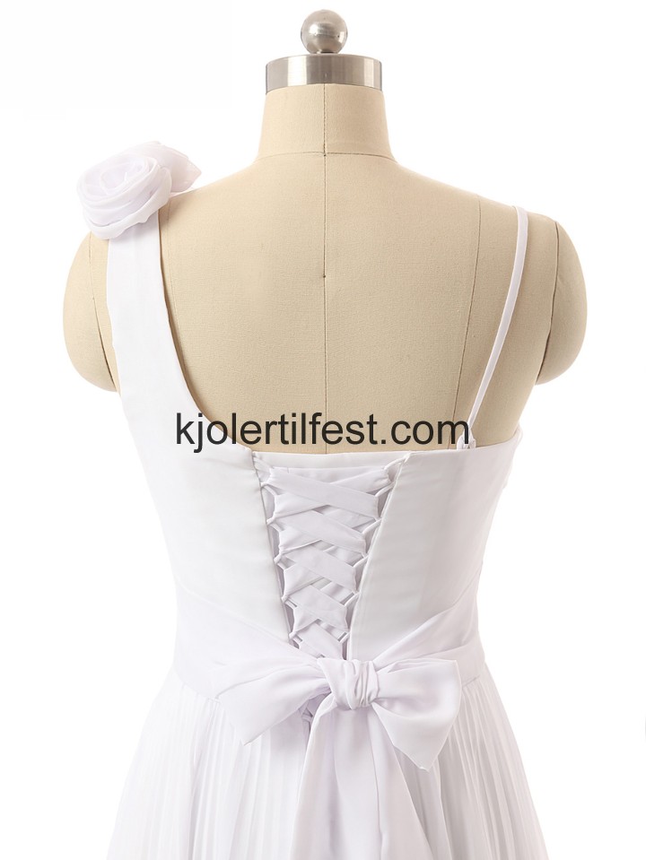 En-Skulder Stropper Hvit Chiffon Selskapskjoler