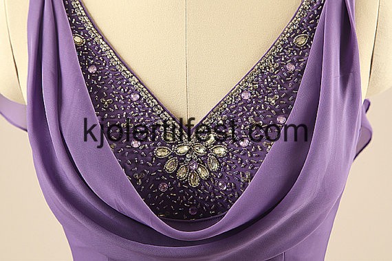 Lilla Perler V-hals Chiffon Selskapskjoler