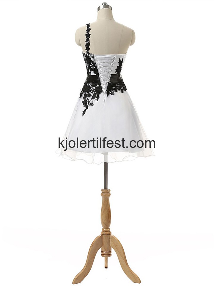 Hvit En-Skulder Kort Chiffon Ballkjoler