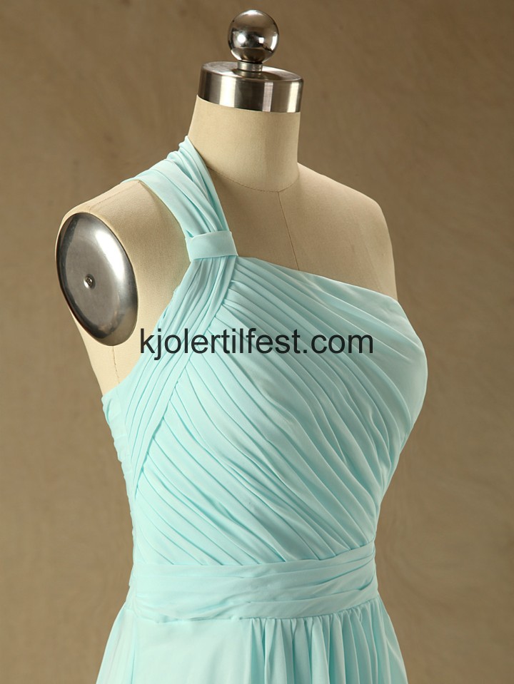 En-Skulder A-Linje Chiffon Lange Brudepikekjoler