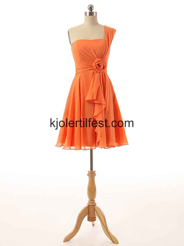 Oransje En-Skulder Kort Chiffon Brudepikekjoler