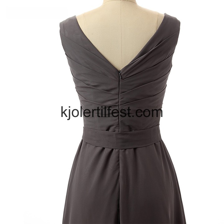 Svart A-Linje V-hals Lange Chiffon Ballkjoler